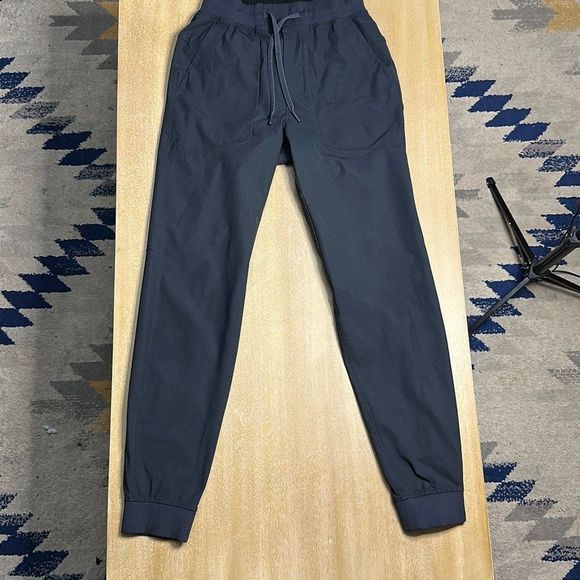 lululemon athletica Other - Lululemon ABC Jogger 30"